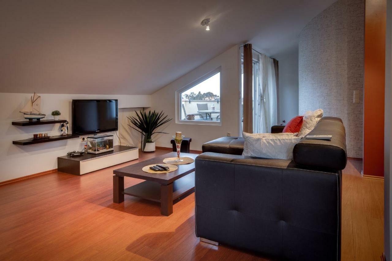 Apartman Nane Banjol Extérieur photo