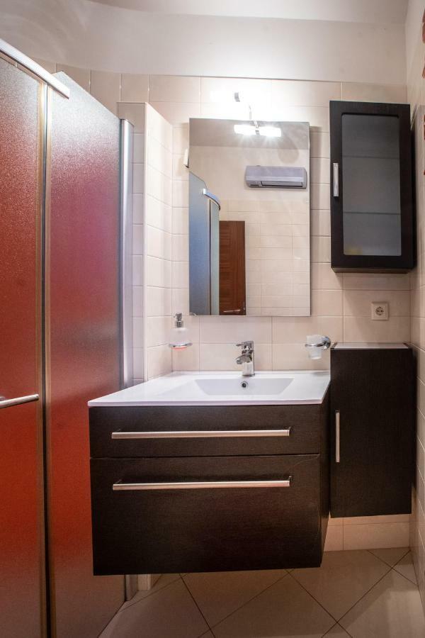 Apartman Nane Banjol Extérieur photo