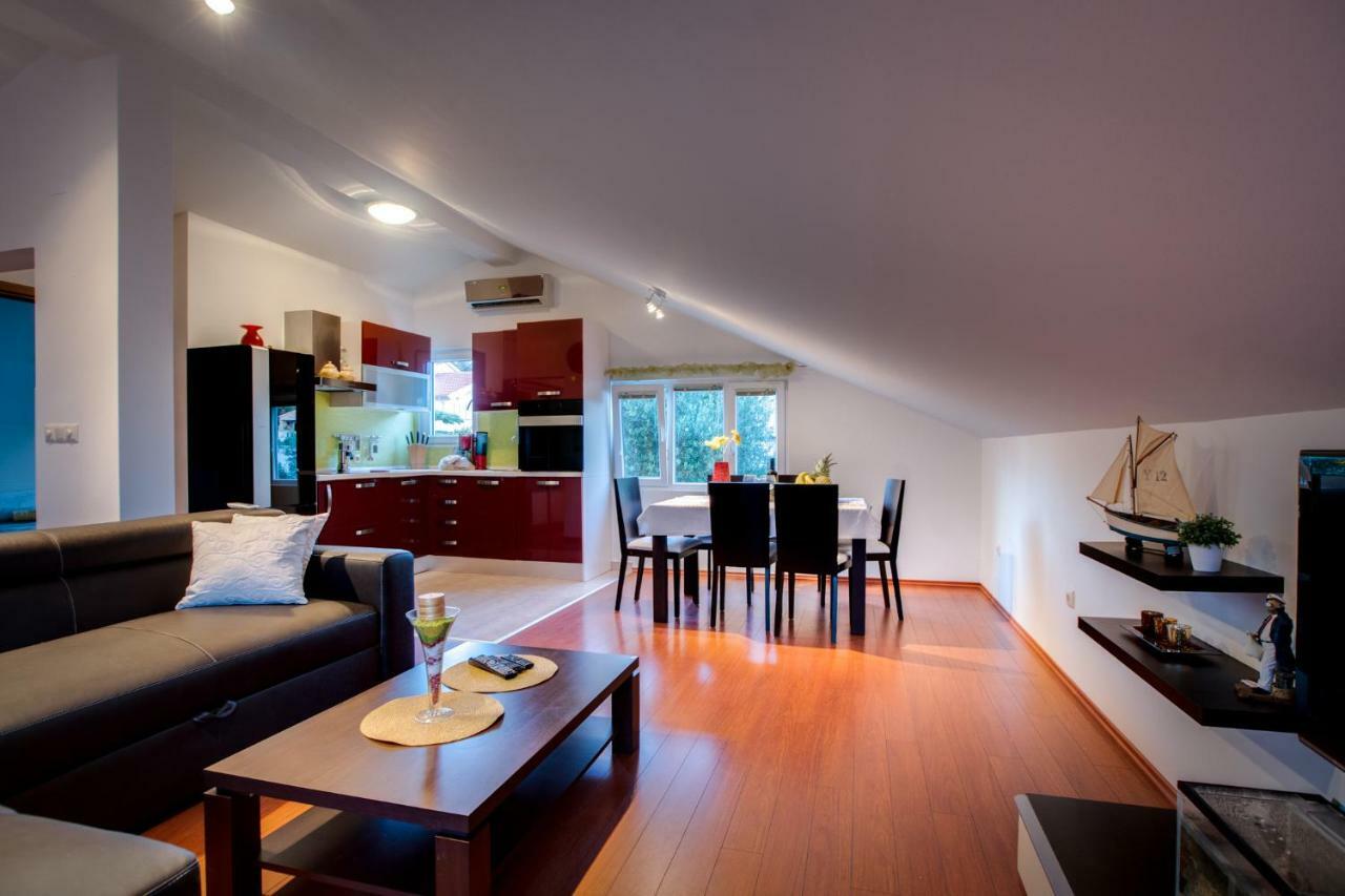 Apartman Nane Banjol Extérieur photo